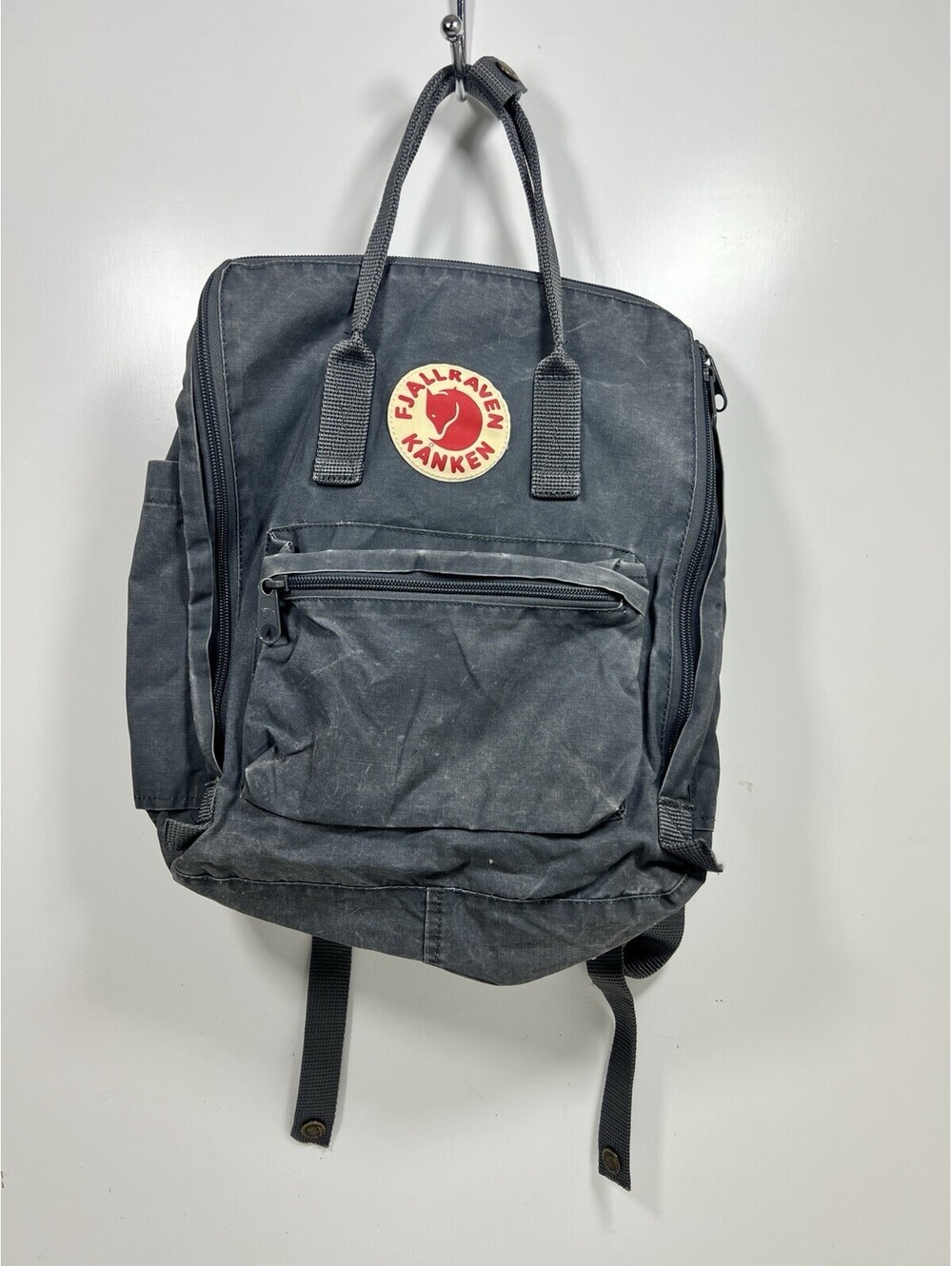 Fjallraven Kanken Classic Unisex Backpack Slate Gray Distressed